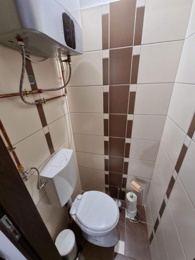 Ferienwohnung Flora Apartman Szegedin Exterior foto